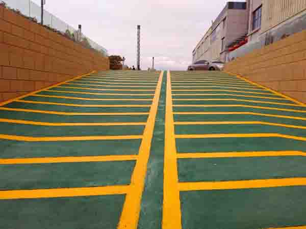 高速减速防滑带